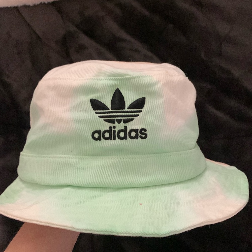 Adidas tie dye bucket hat